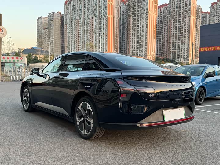 Фото 4 - XPeng Mona M03