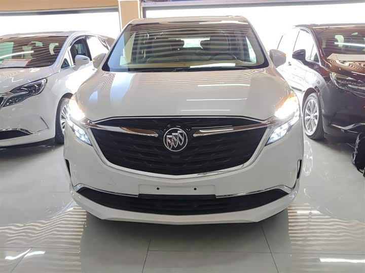 Фото 3 - Buick GL8 ES