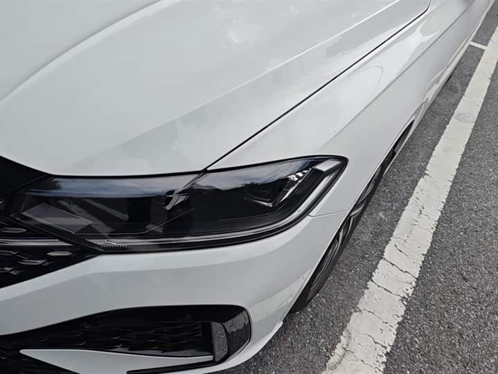 Фото 5 - Volkswagen Lavida