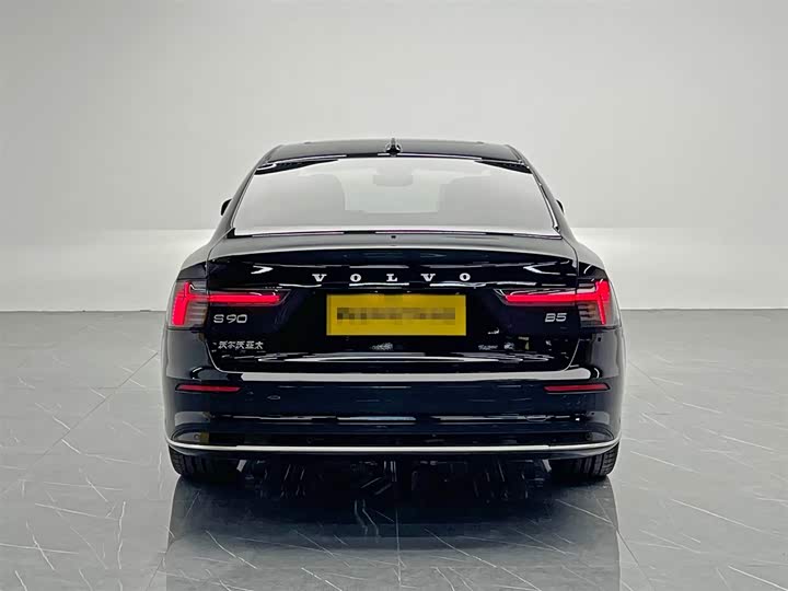 Фото 5 - Volvo S90