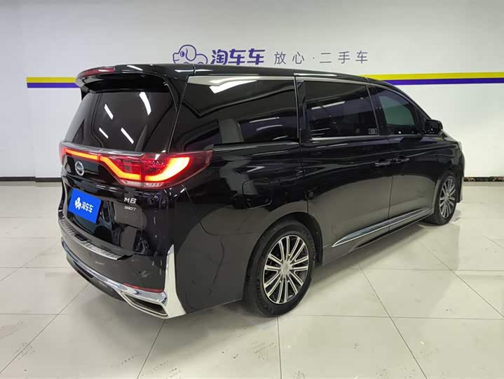 Фото 3 - GAC Trumpchi M8