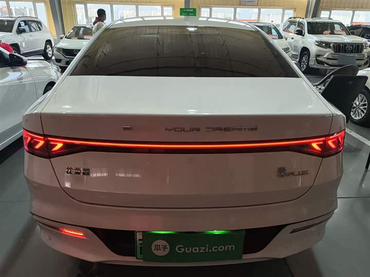 Фото 6 - BYD Qin Plus