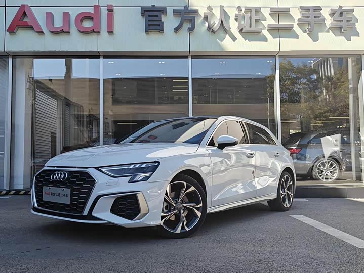 Фото 1 - Audi A3