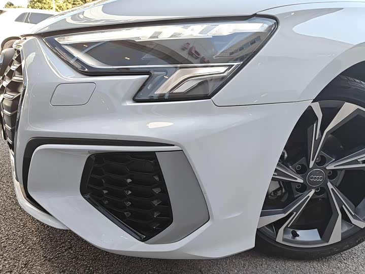 Фото 9 - Audi A3