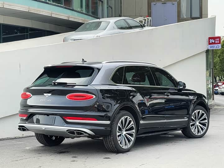 Фото 2 - Bentley Bentayga