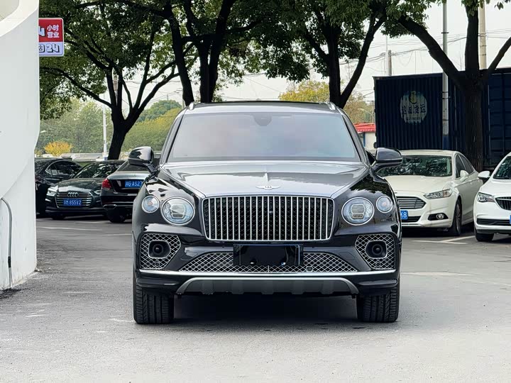 Фото 5 - Bentley Bentayga