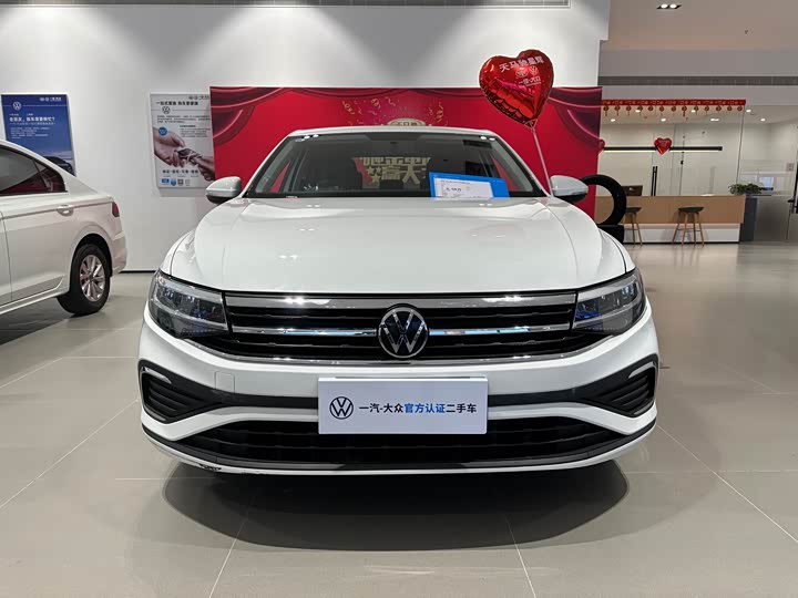 Фото 2 - Volkswagen Bora