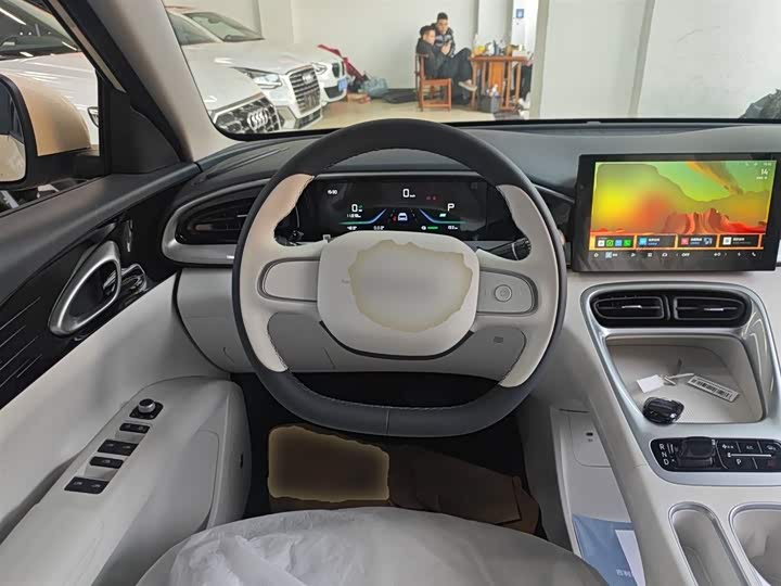 Фото 3 - Geely Galaxy Geome