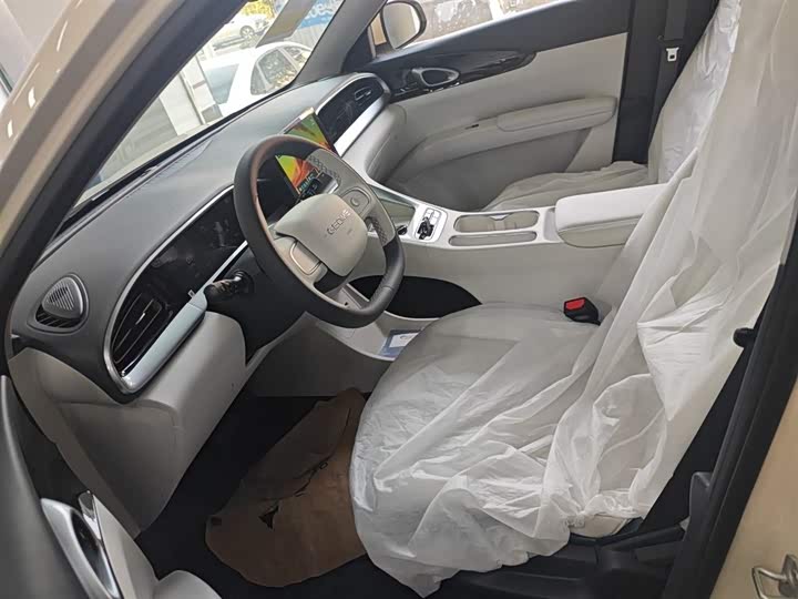 Фото 7 - Geely Galaxy Geome