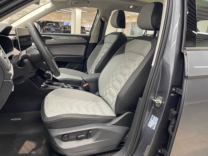 Фото 6 - Volkswagen Tayron