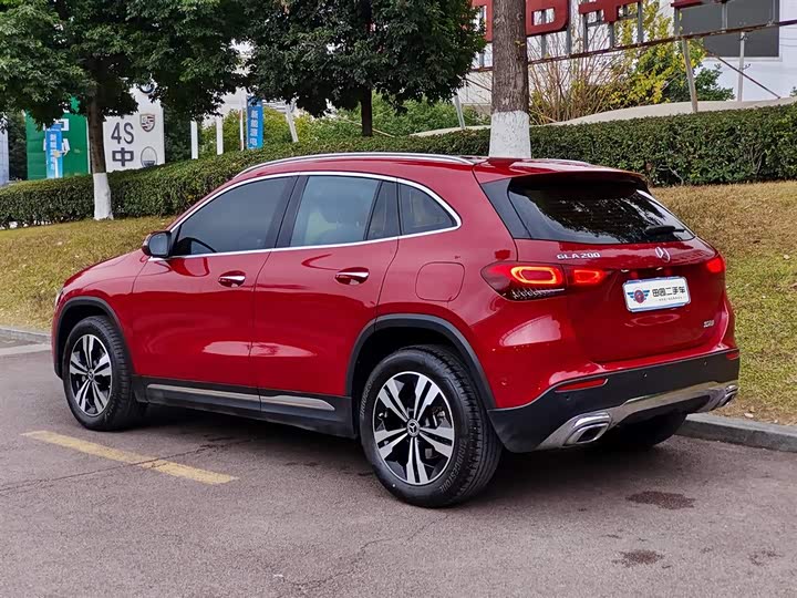 Фото 4 - Mercedes-Benz GLA-Class