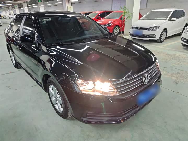 Фото 4 - Volkswagen Lavida