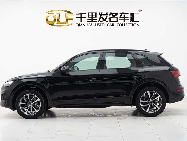 Фото 8 - Audi Q5L