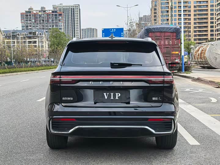 Фото 7 - Geely Monjaro