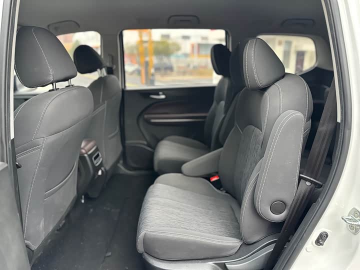 Фото 9 - GAC Trumpchi M6