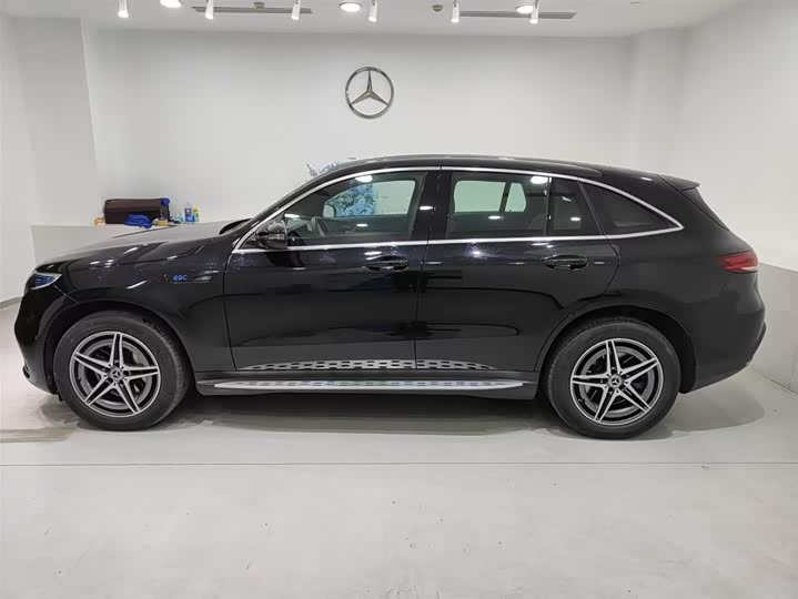 Фото 3 - Mercedes-Benz EQC