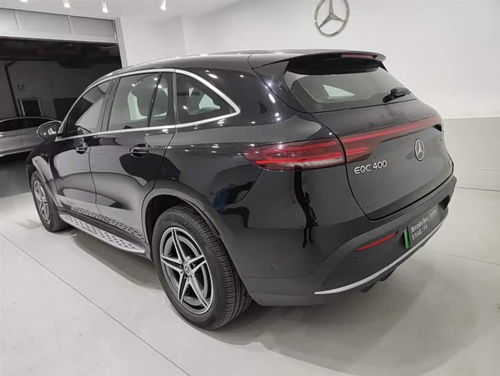 Фото 4 - Mercedes-Benz EQC