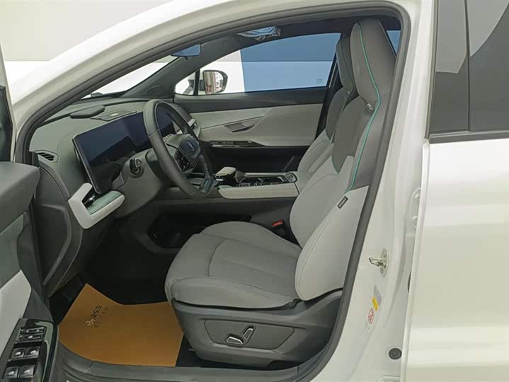 Фото 9 - Changan UNI-T