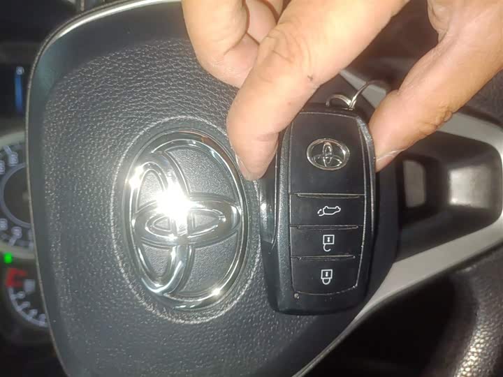 Фото 9 - Toyota Frontlander