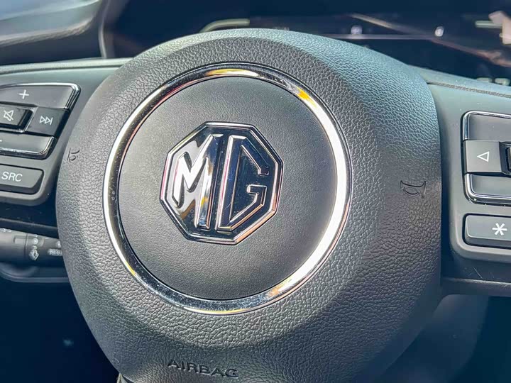 Фото 9 - MG Motor 5