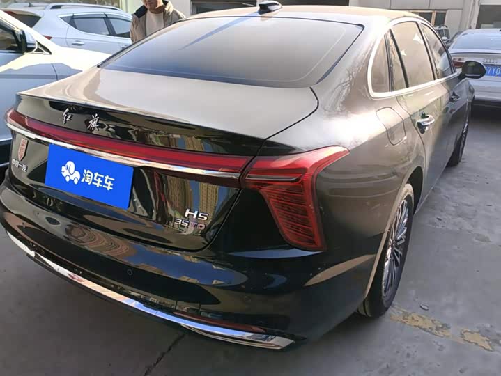 Фото 3 - Hongqi H5