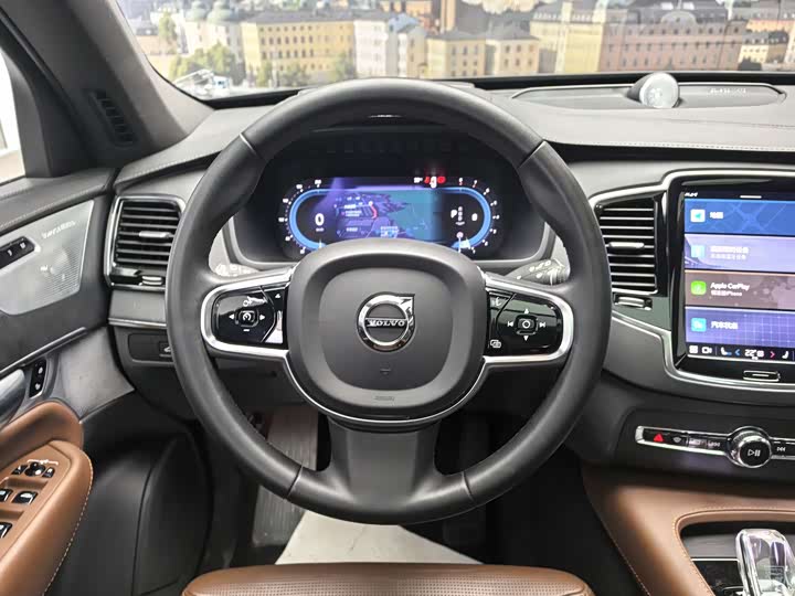 Фото 4 - Volvo XC90