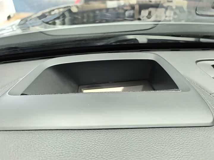 Фото 7 - Volvo XC90