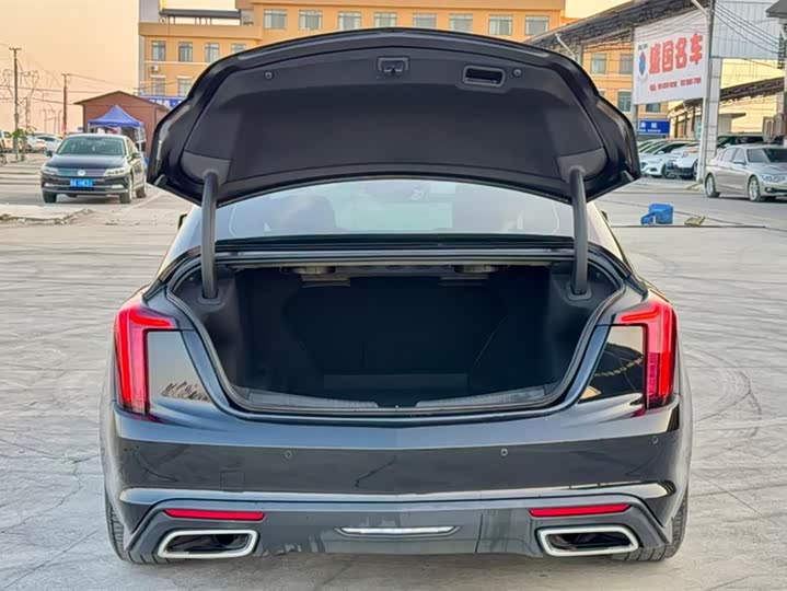 Фото 4 - Cadillac CT5