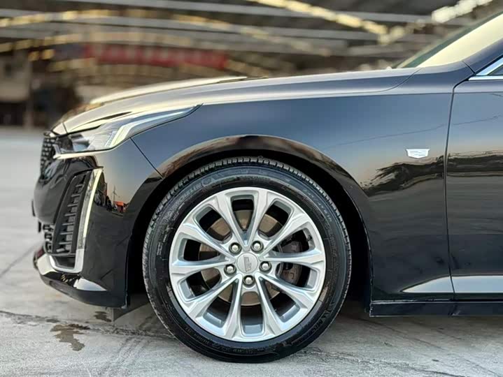 Фото 6 - Cadillac CT5