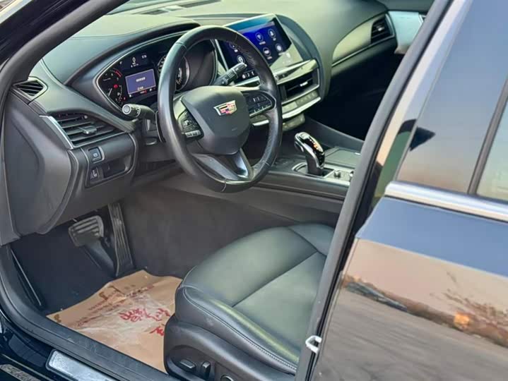 Фото 9 - Cadillac CT5