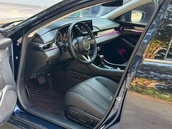 Фото 4 - Mazda Atenza