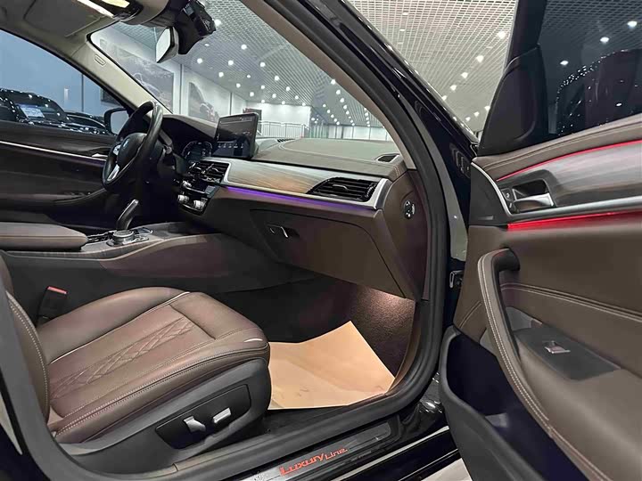 Фото 7 - BMW 5 Series Hybrid