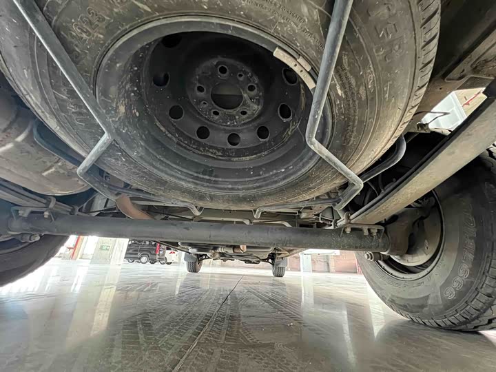 Фото 9 - Maxus V80