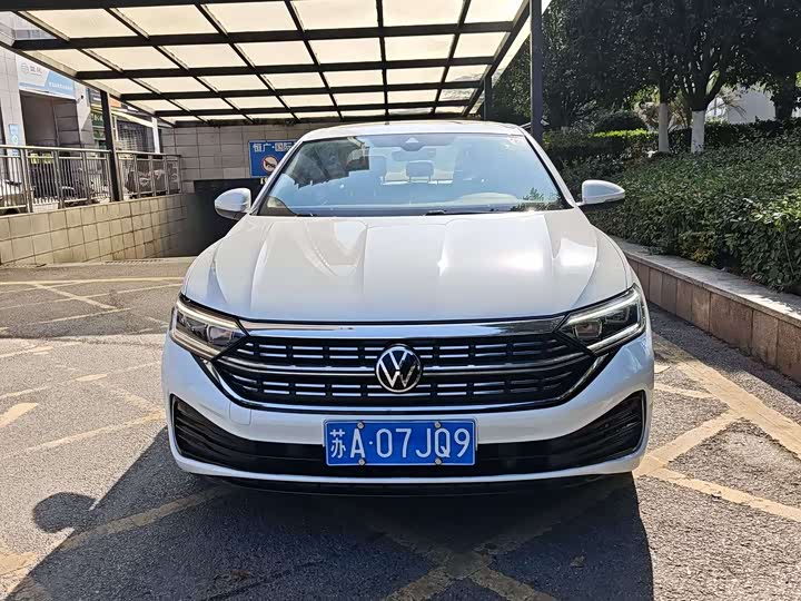 Фото 2 - Volkswagen Sagitar L