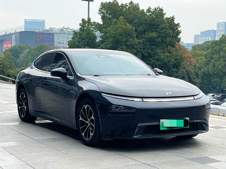 Фото 3 - XPeng P7