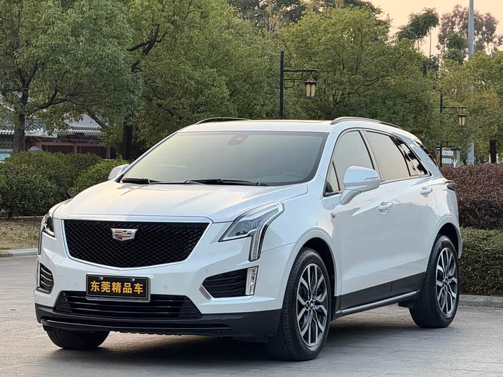 Фото 3 - Cadillac XT5