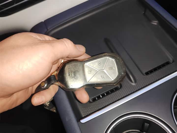 Фото 9 - XPeng G6