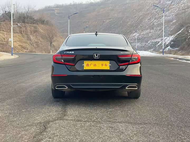 Фото 5 - Honda Accord