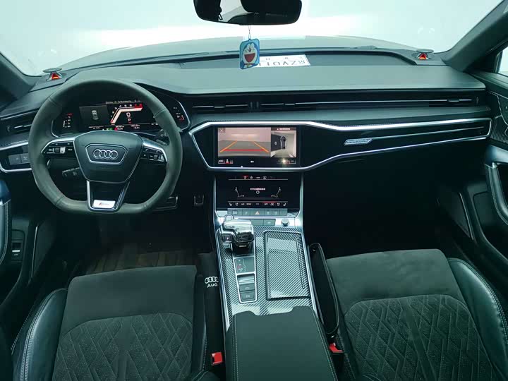 Фото 8 - Audi A6L