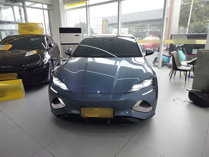 Фото 3 - BYD Seal