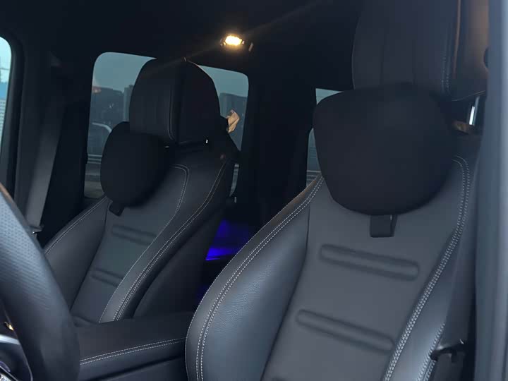 Фото 8 - Mercedes-Benz G-Class