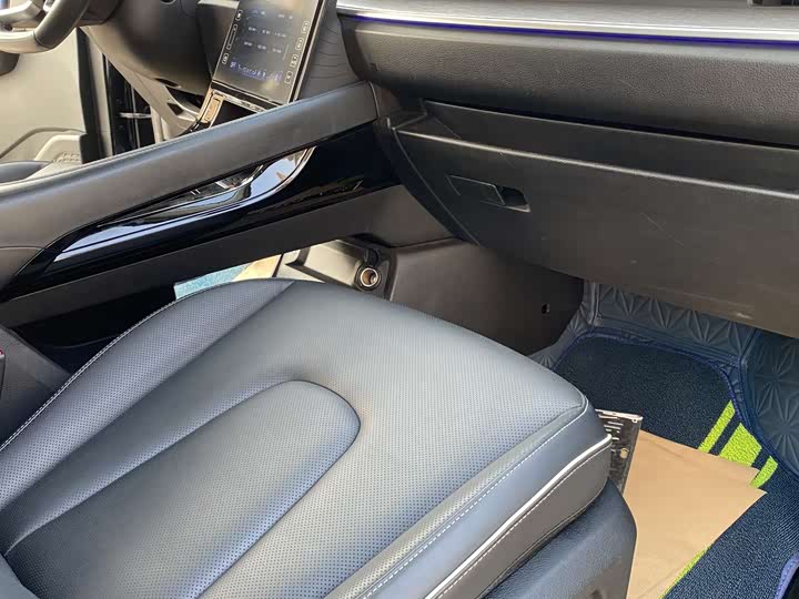 Фото 7 - Hyundai Custo