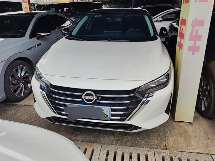 Фото 2 - Nissan Sylphy