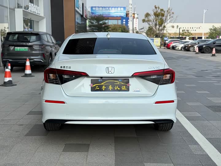 Фото 5 - Honda Civic