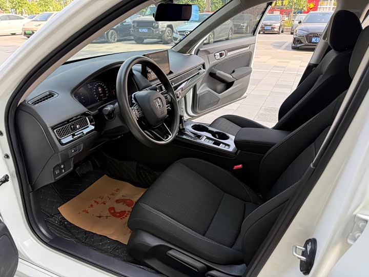 Фото 7 - Honda Civic