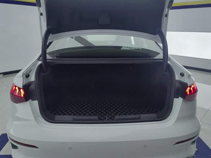 Фото 4 - Audi A3