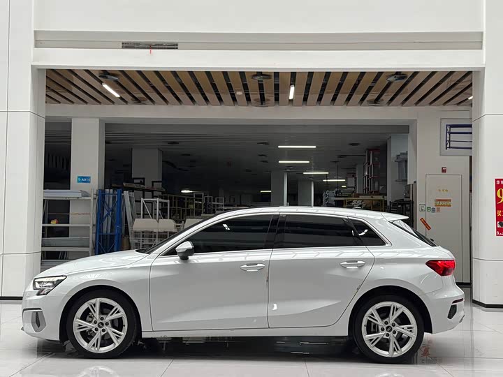 Фото 5 - Audi A3