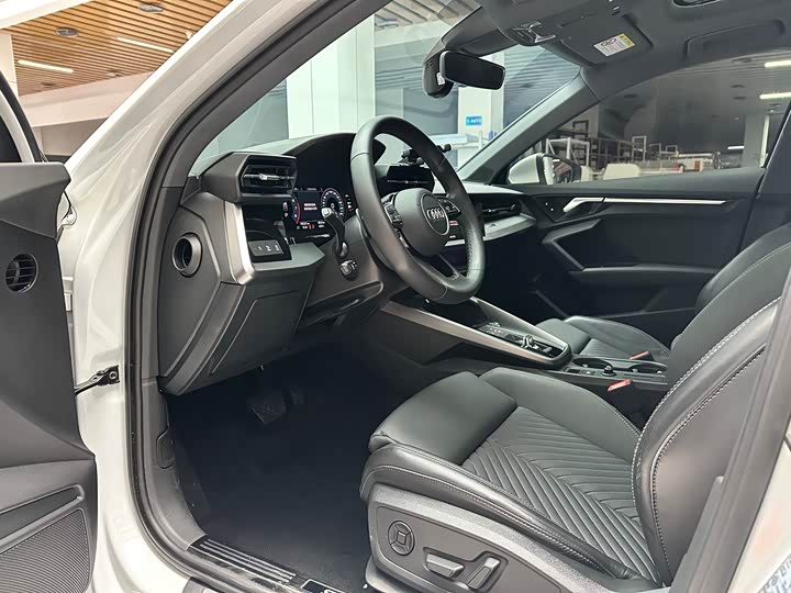 Фото 9 - Audi A3