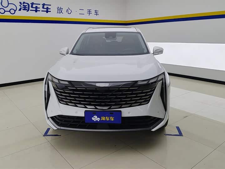 Фото 2 - Geely Atlas L