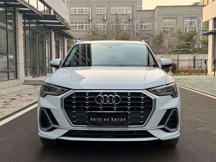 Фото 2 - Audi Q3